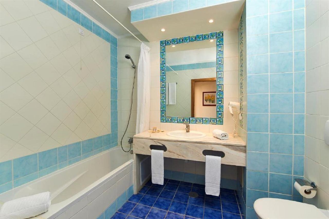 Two-Bedroom Apartment,1433284450:JPEG